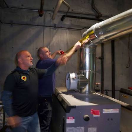 Team of appliance repair technicians