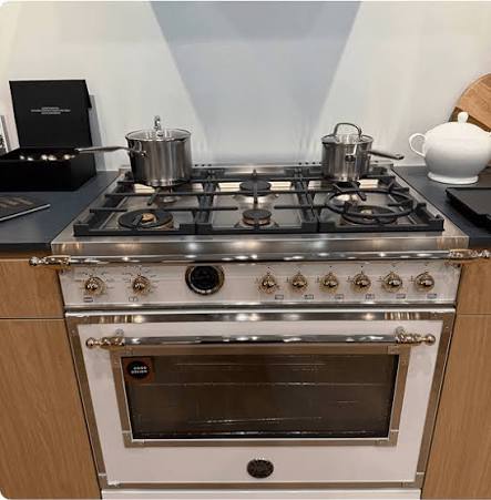 Pro-style gas range with a five-burner cooktop and oven